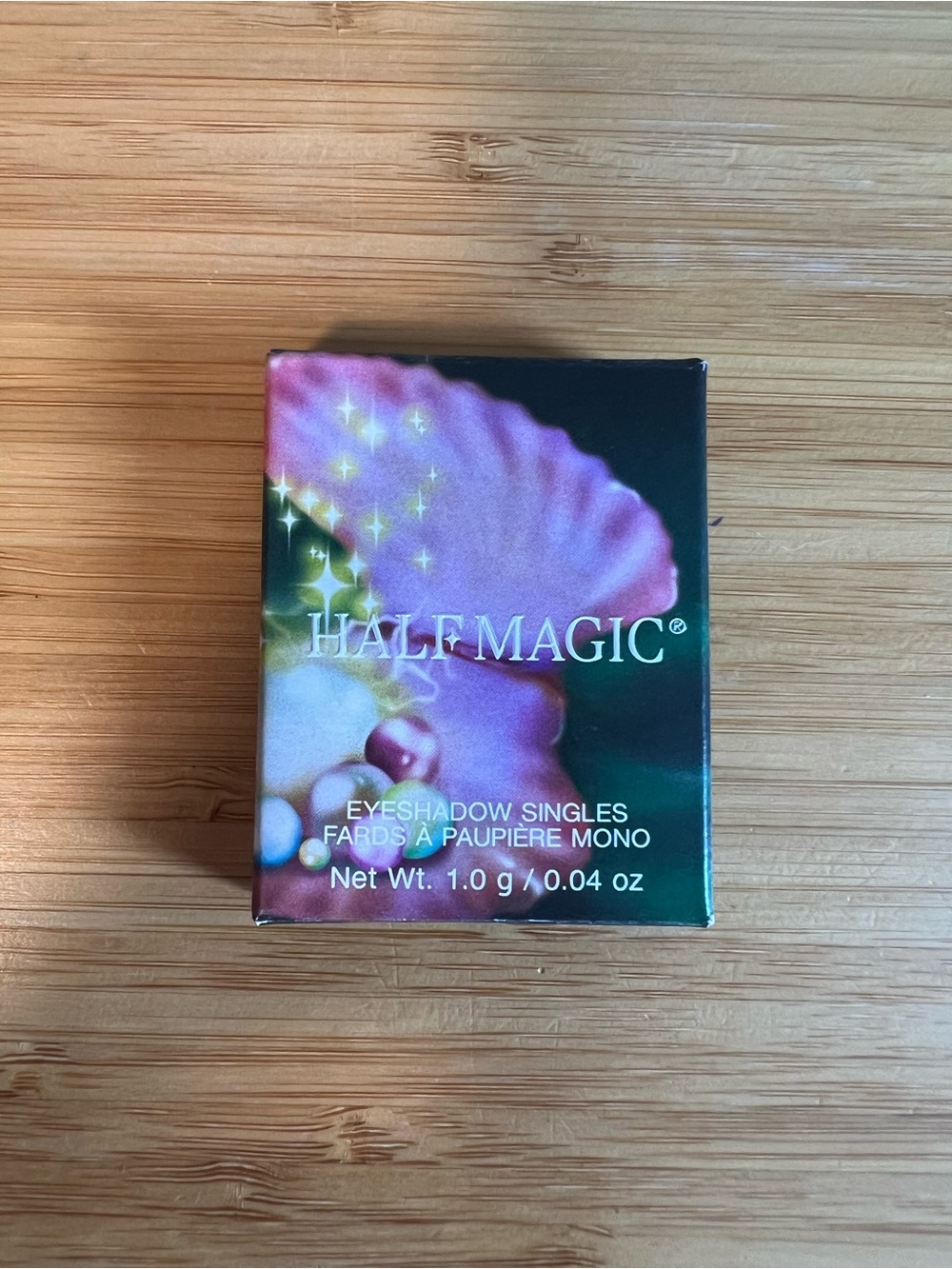 Half Magic eyeshadow single - Tickle spell
